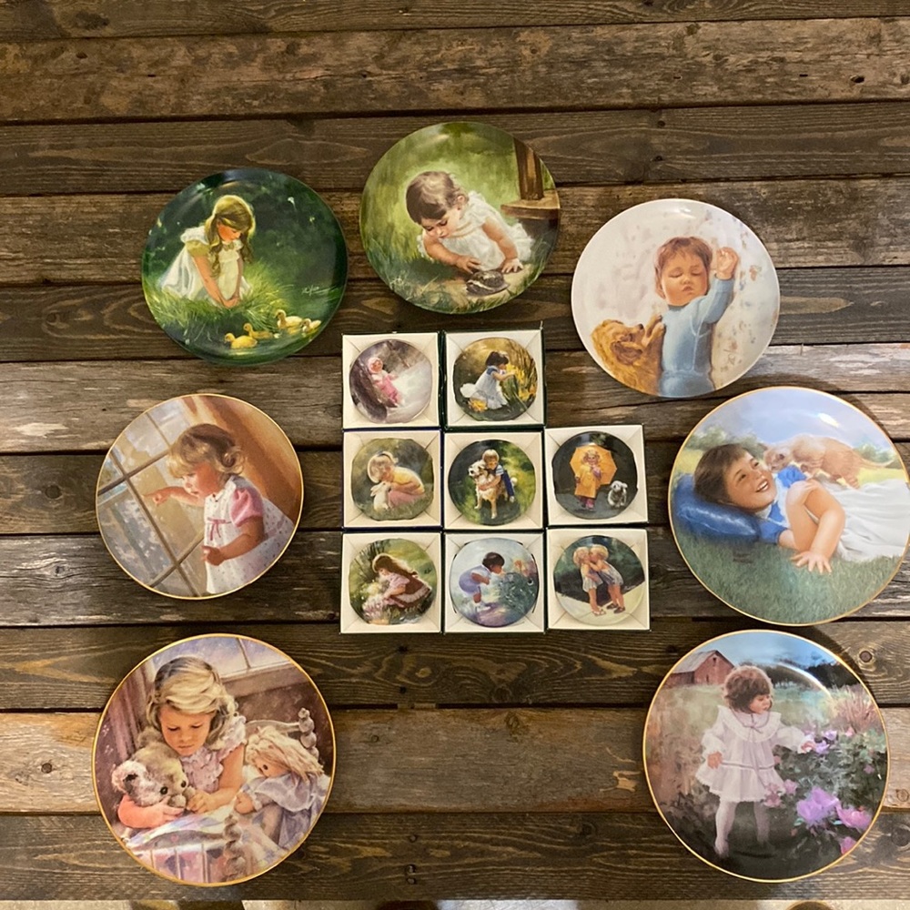 Donal Zolan Plate collection plus one Abbie Williams